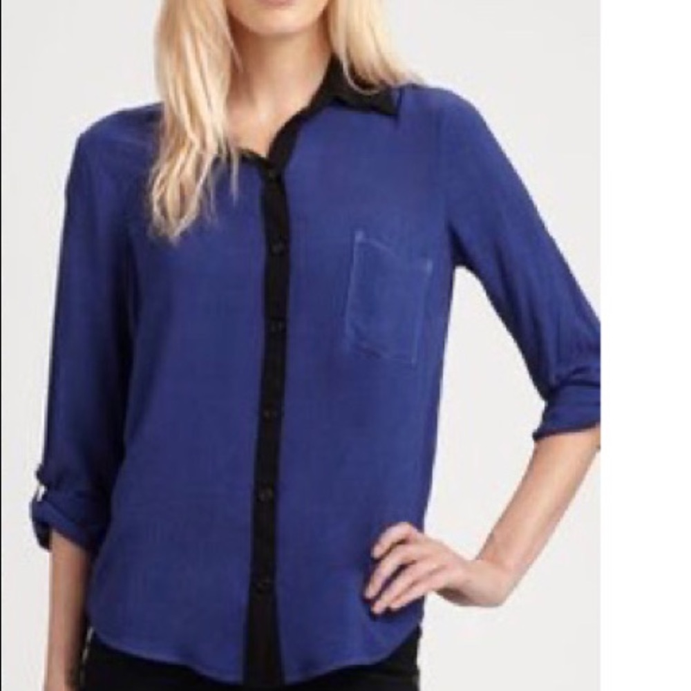 Splendid Blue and Black Contrast Blouse